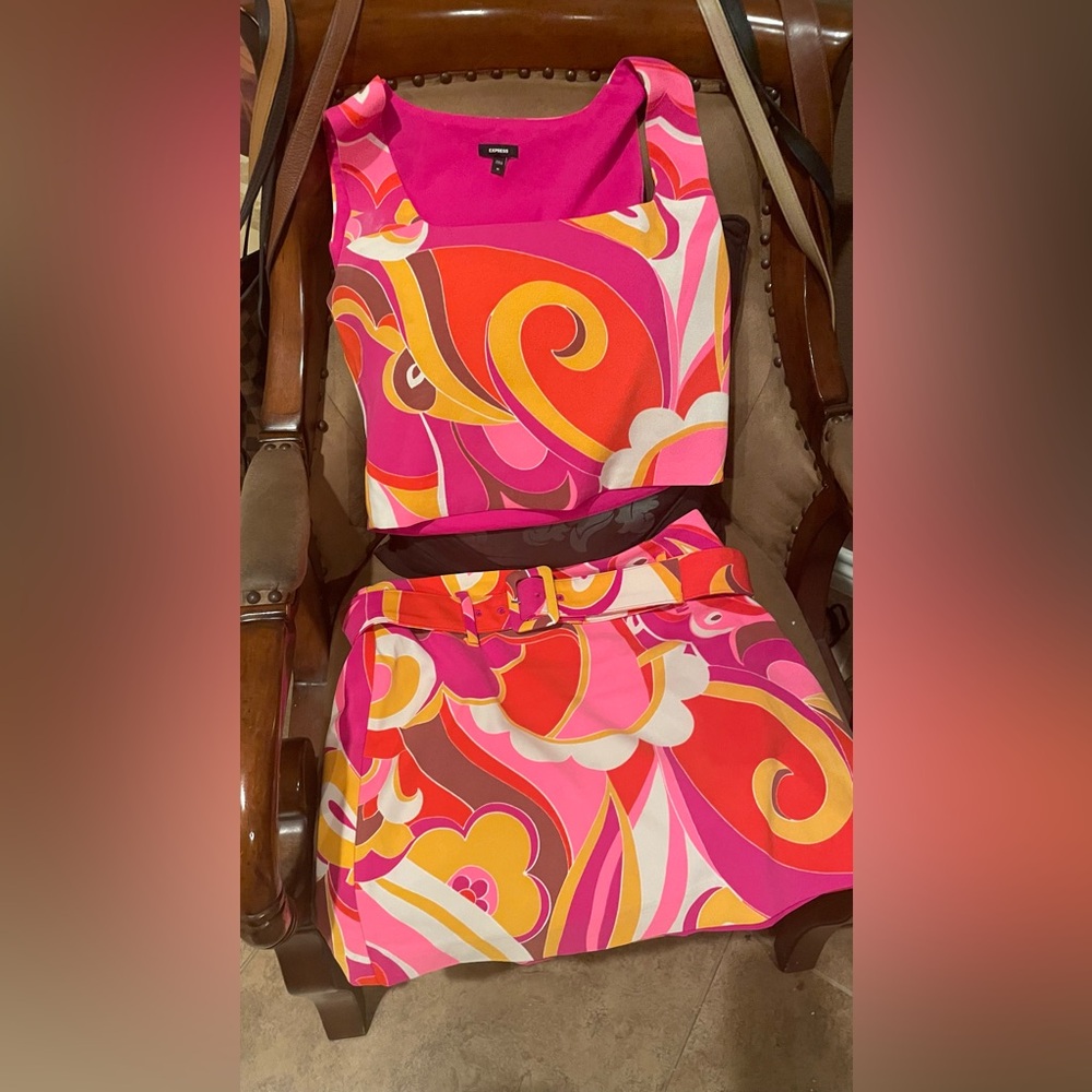 Beautiful set !like new